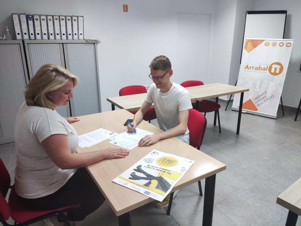 ¡Elisabet nos cuenta su experiencia como participante! #Chiclana - 19